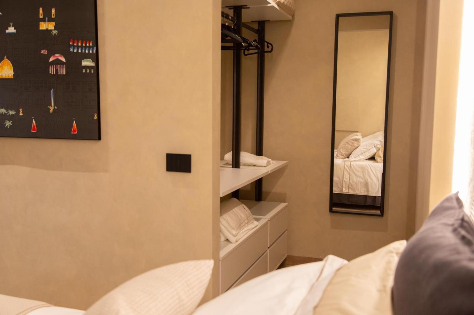 Loft Bianca Mano