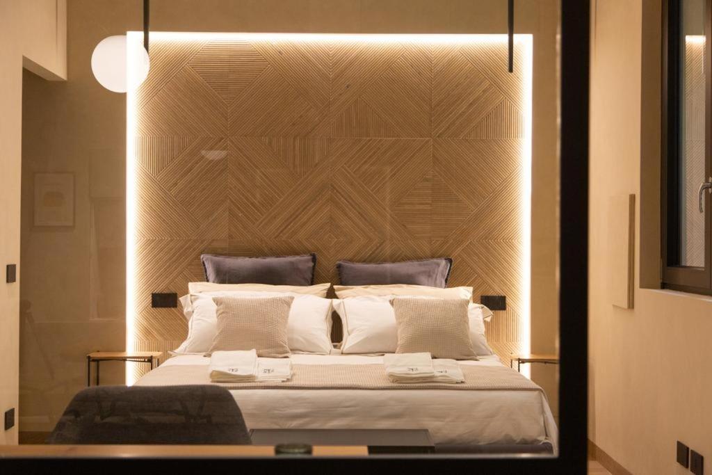 Loft Bianca Mano