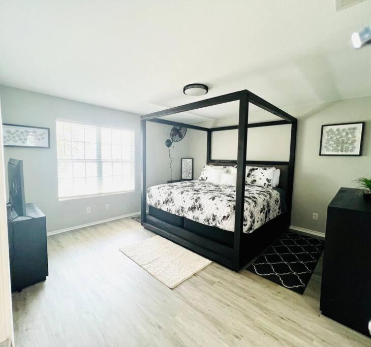 Newly renovated Loon Bay Escape view 2