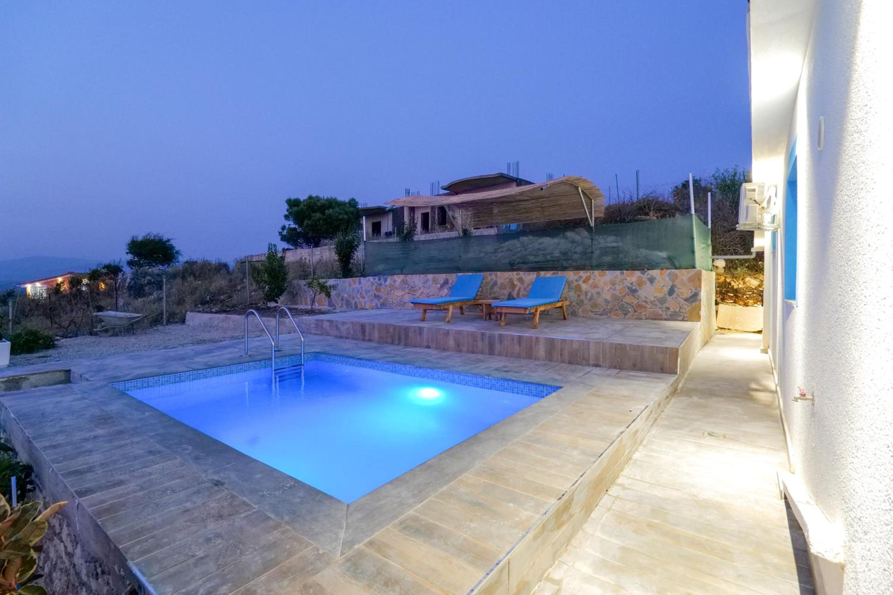 Twins Villa