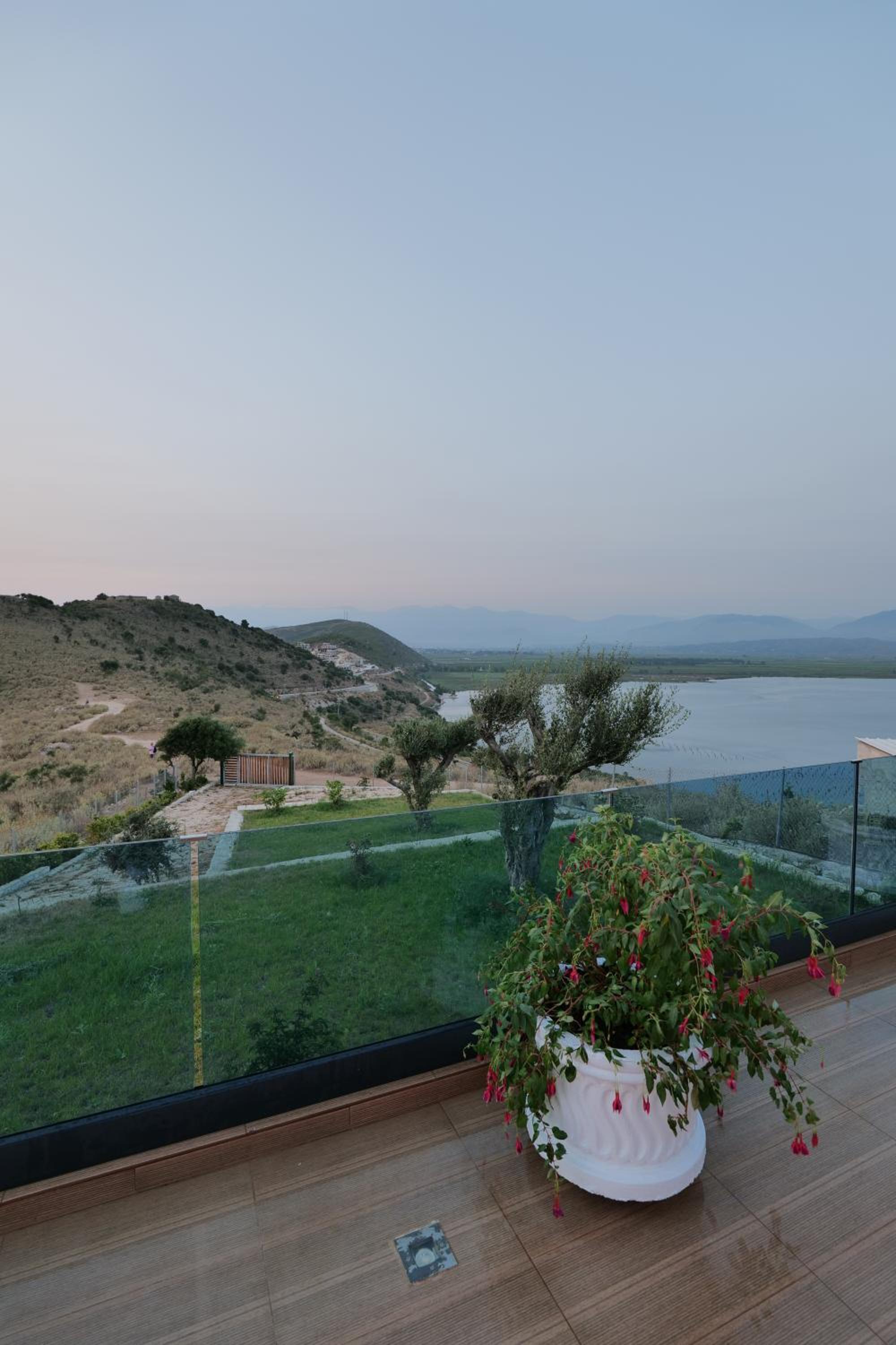 Twins Villa