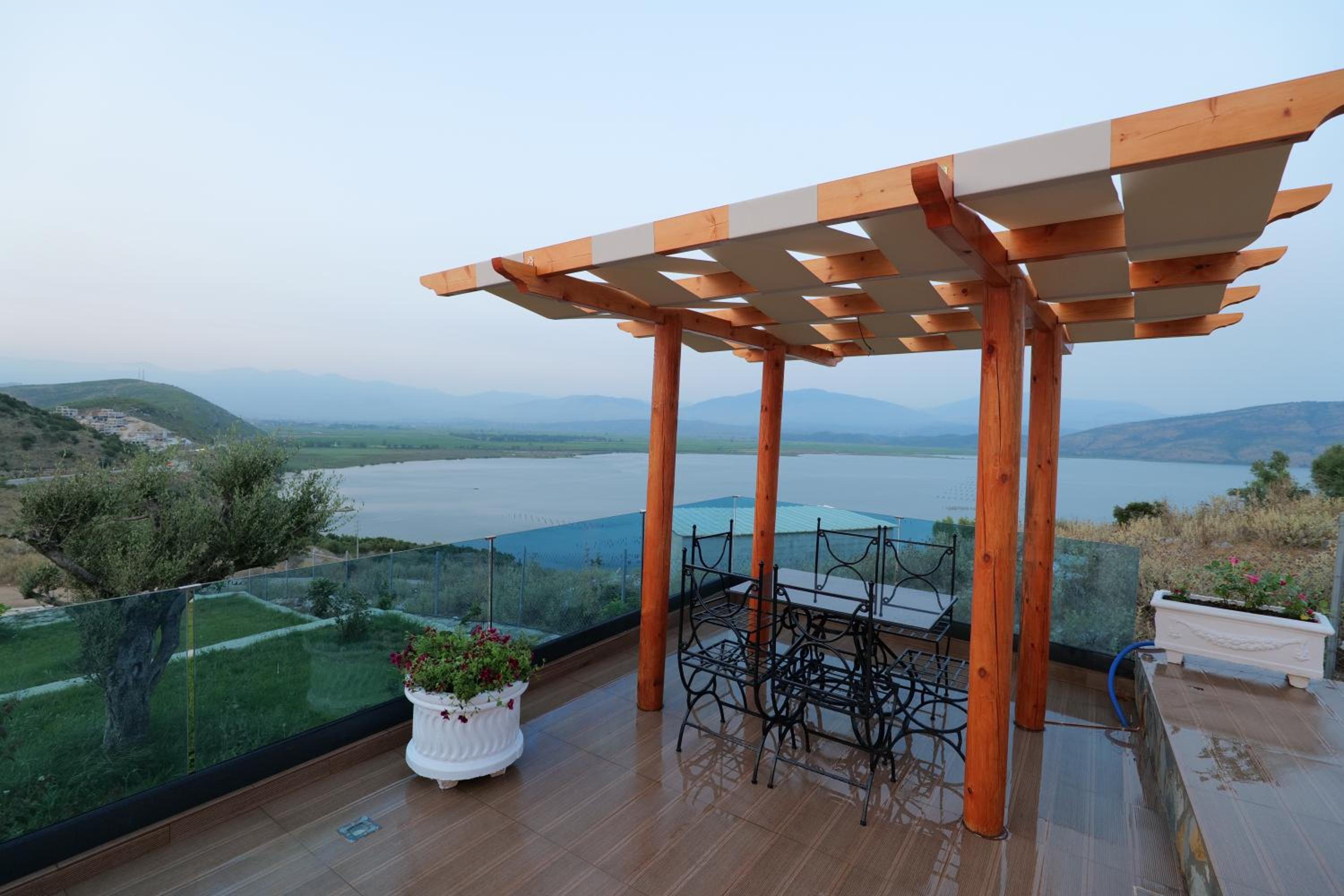 Twins Villa