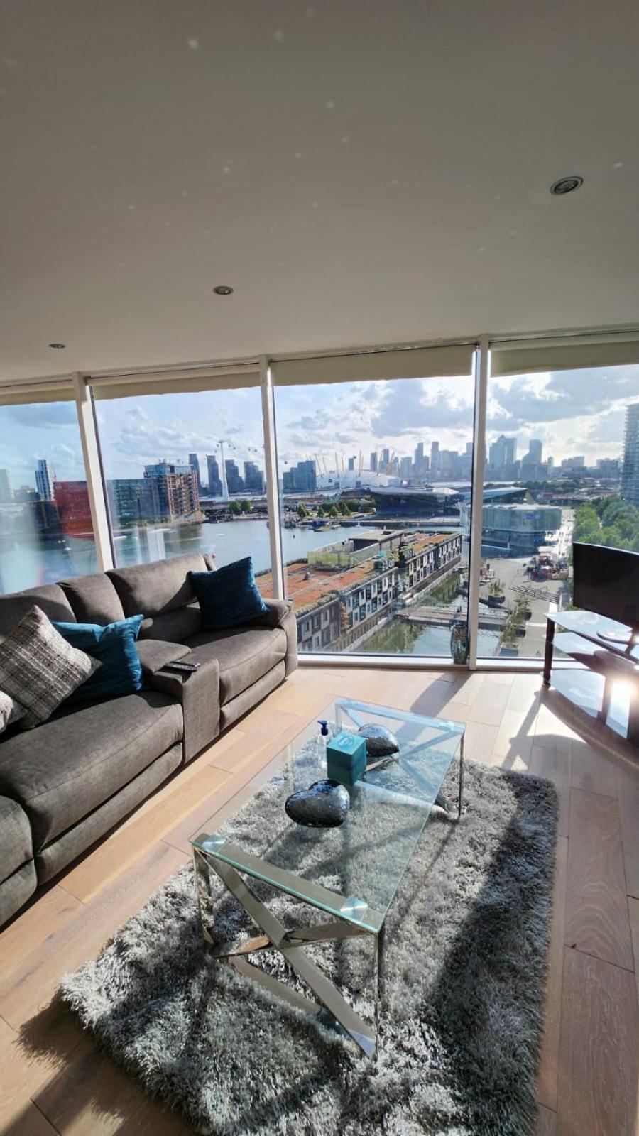Luxury 2 Bed Apartment EXCEL London