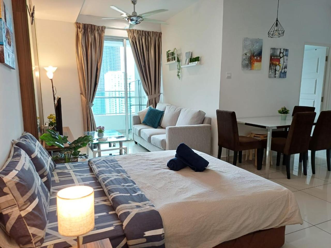 Mansion One Seaview 2Bedroom 2Bathroom Georgetown Gleneagles Penang By AmrayHomes photo 2