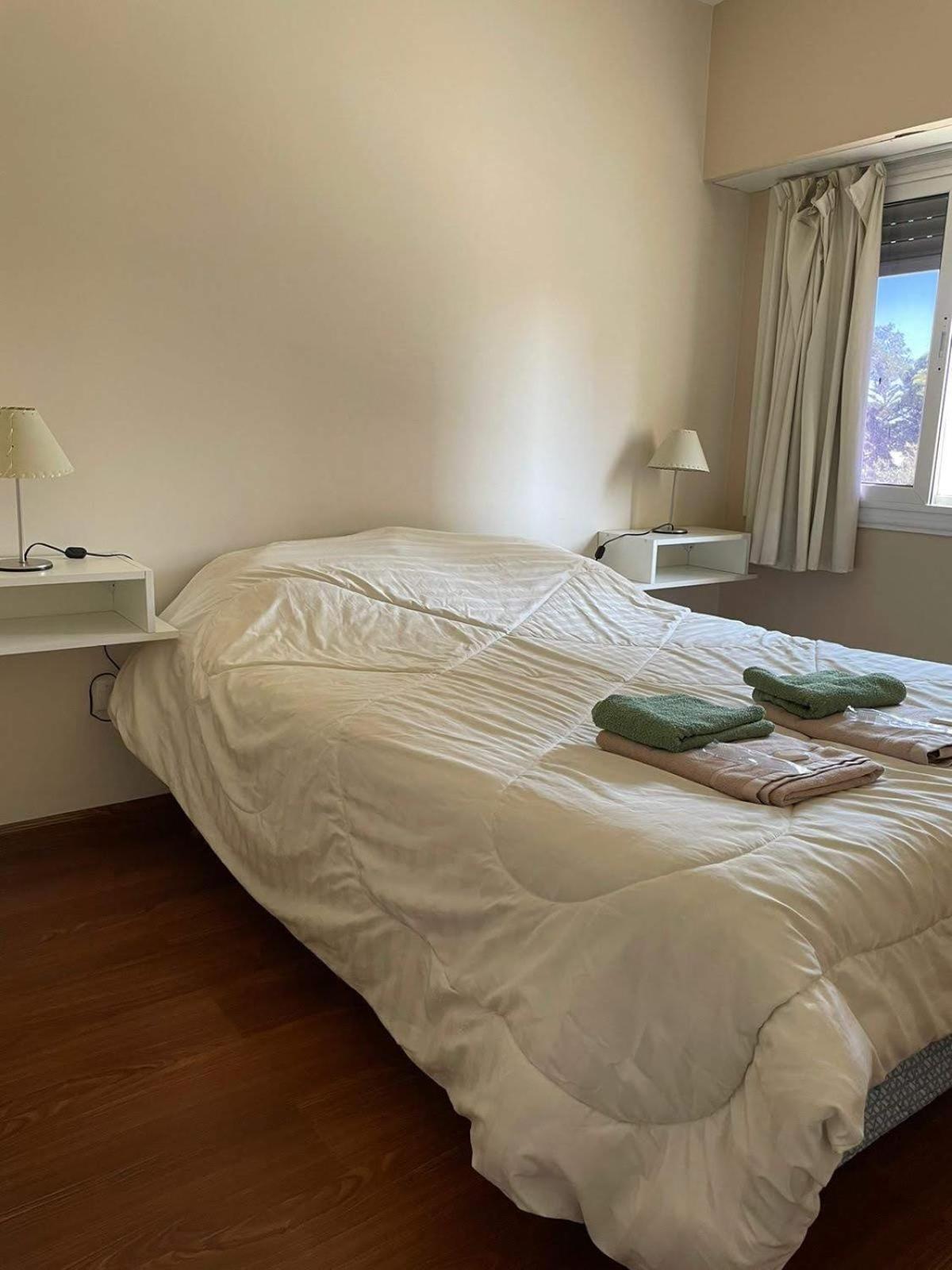 Departamento centrico con cochera incluida