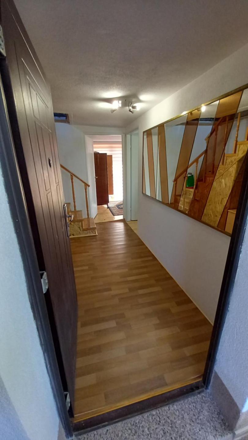 Vila Ejna , Misevici