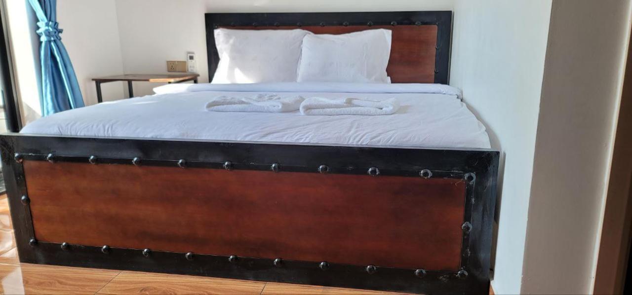 Park Inn Boutique and Hostel view 4