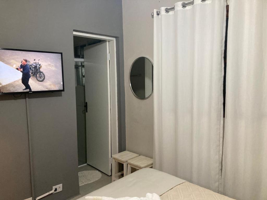 Casa com Piscina Exclusiva - Condomínio em frente ao Mar - Portaria 24h