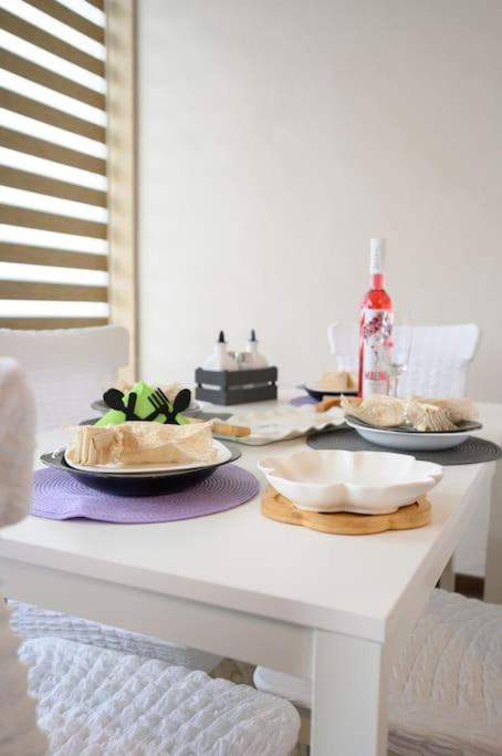 Sunset Luxury Apartment