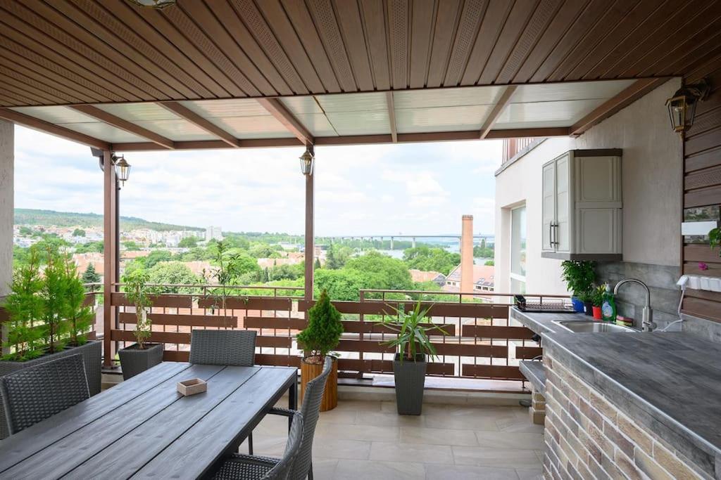 Sunset Luxury Apartment