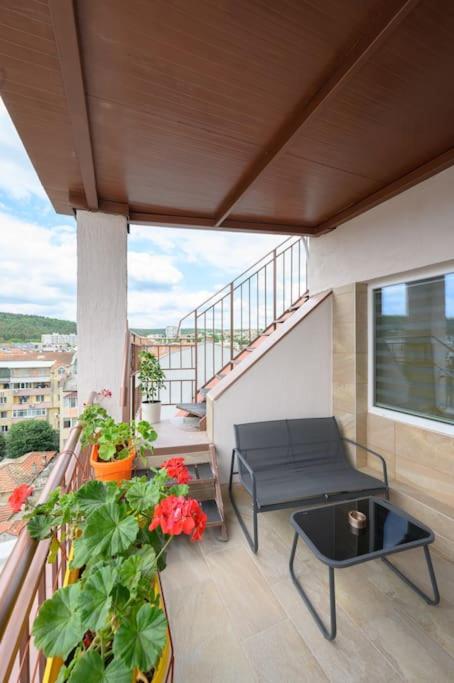 Sunset Luxury Apartment