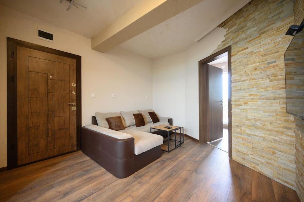 Sunset Luxury Apartment
