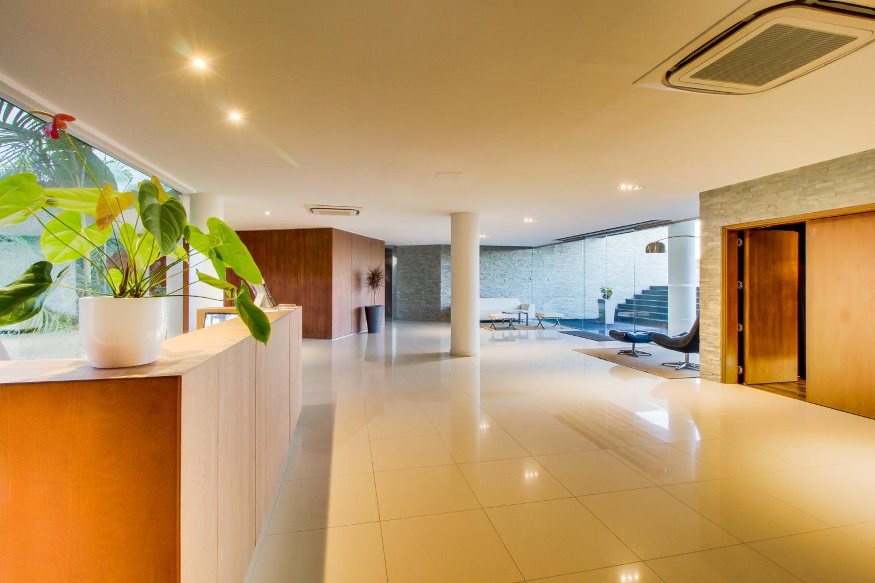 Oceana Suites Isabel