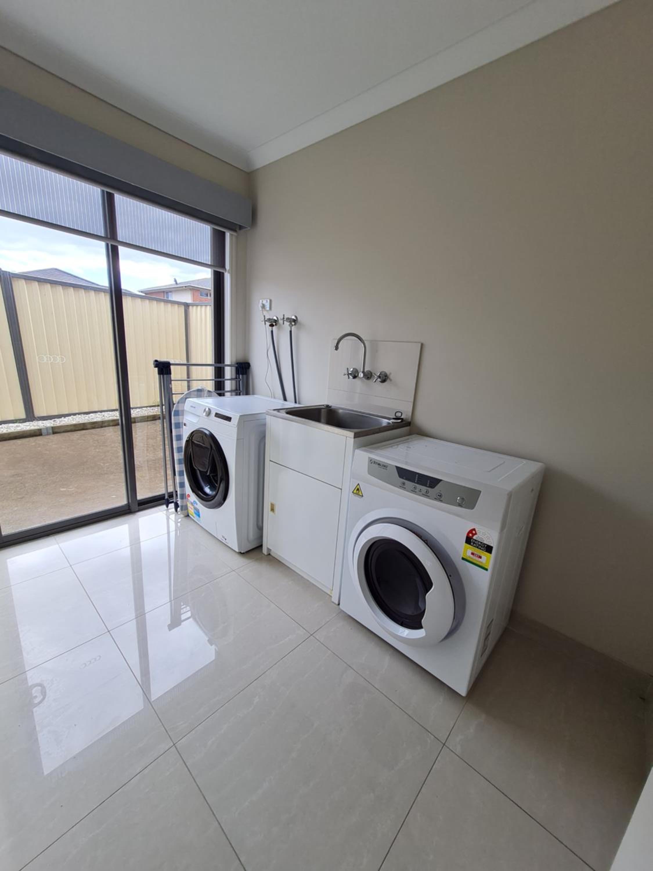 Stylish House in Geelong for Large Family or Group