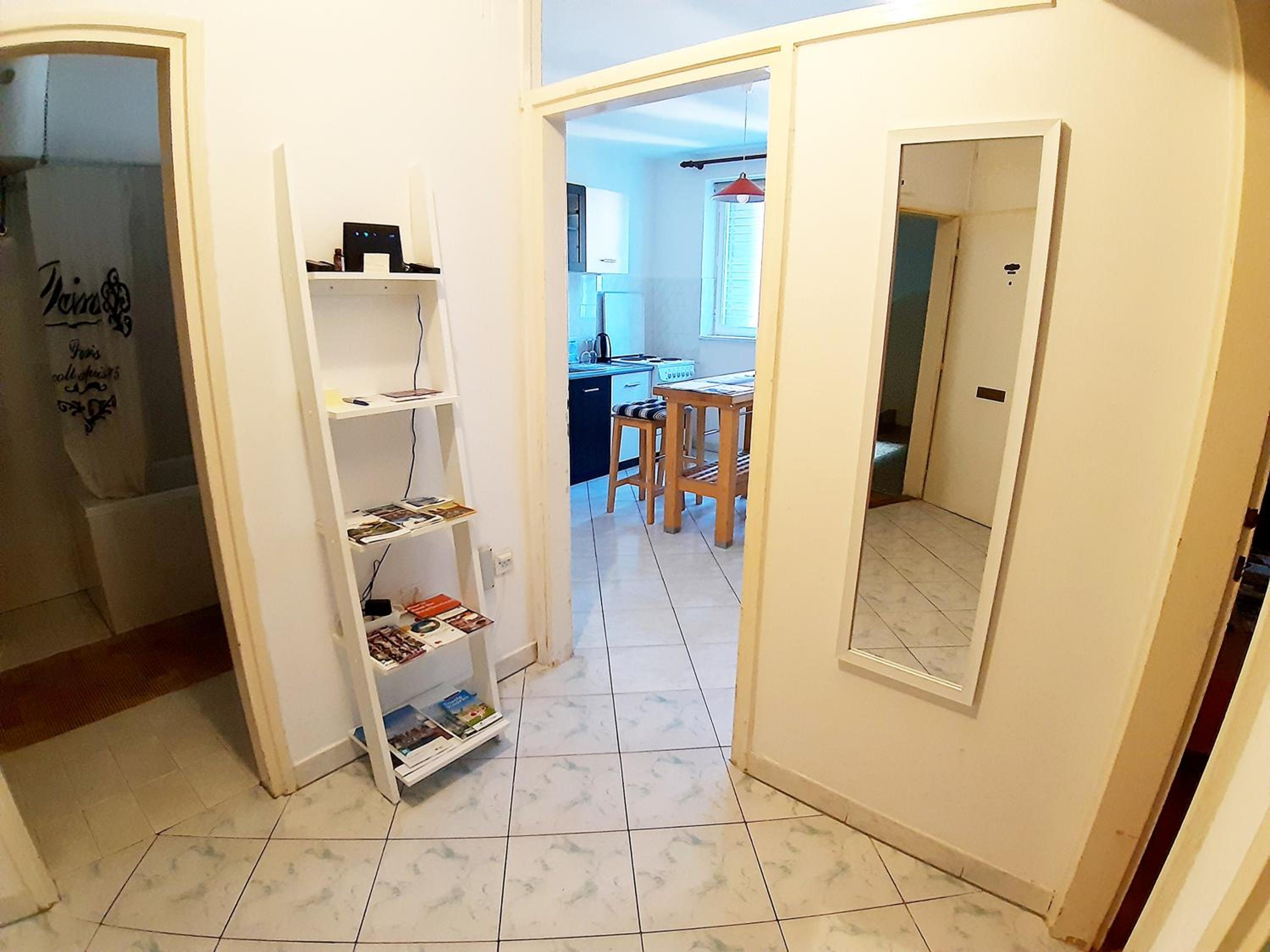 Amarena Apartment