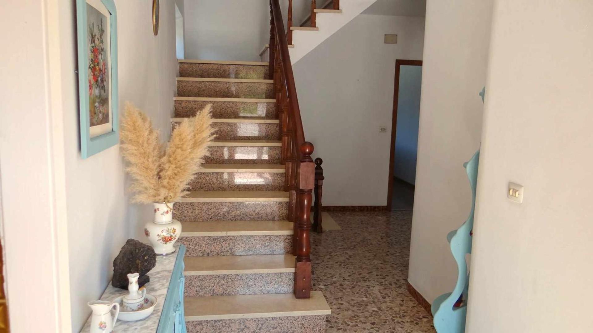 Casa Carmelo Casa amplia con jardín