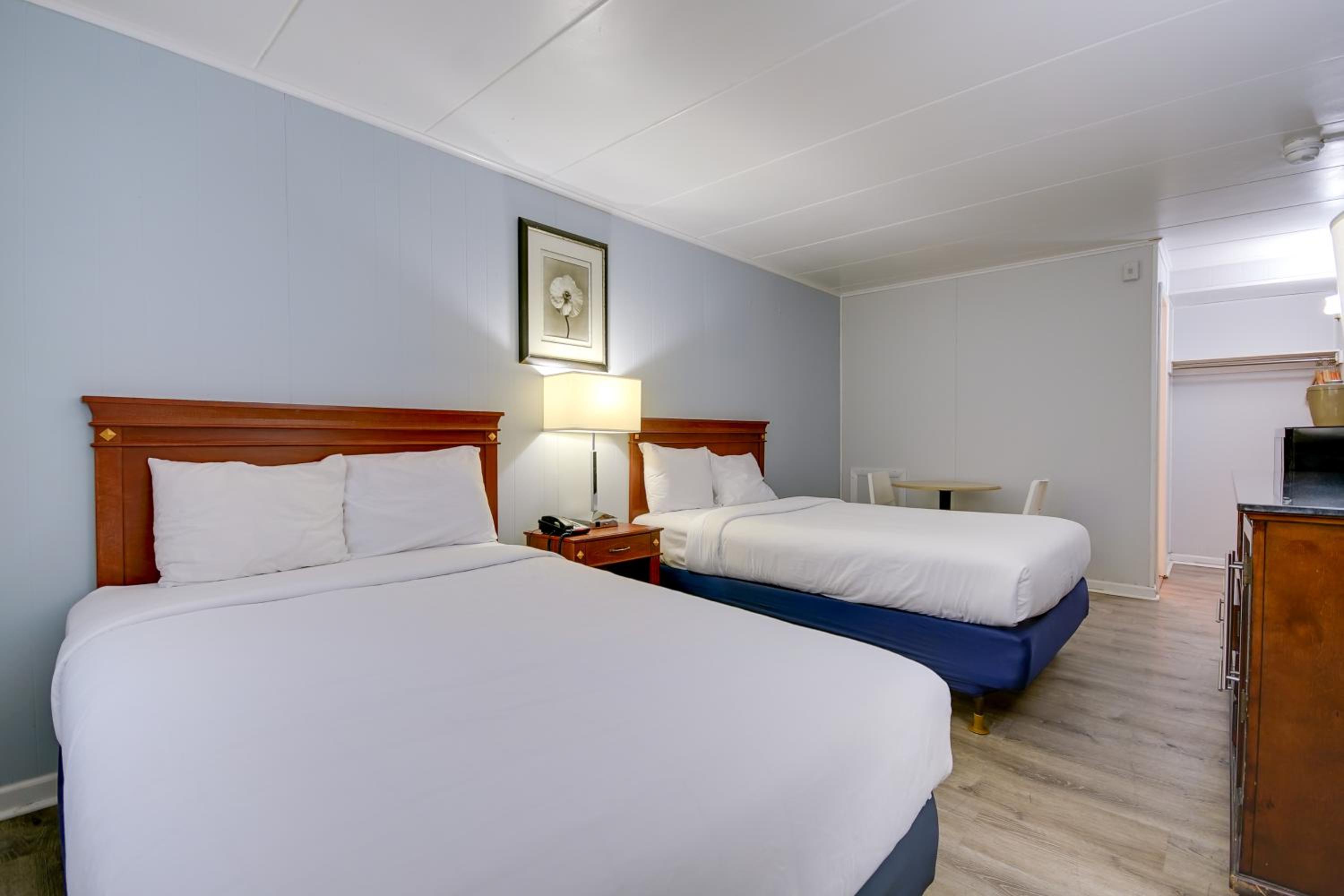 Rideau Oceanfront Motel