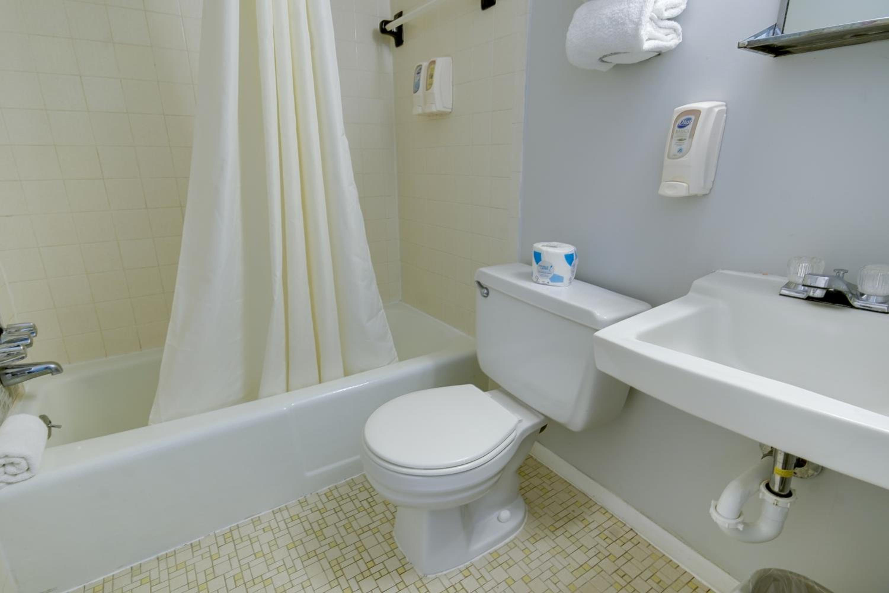 Rideau Oceanfront Motel