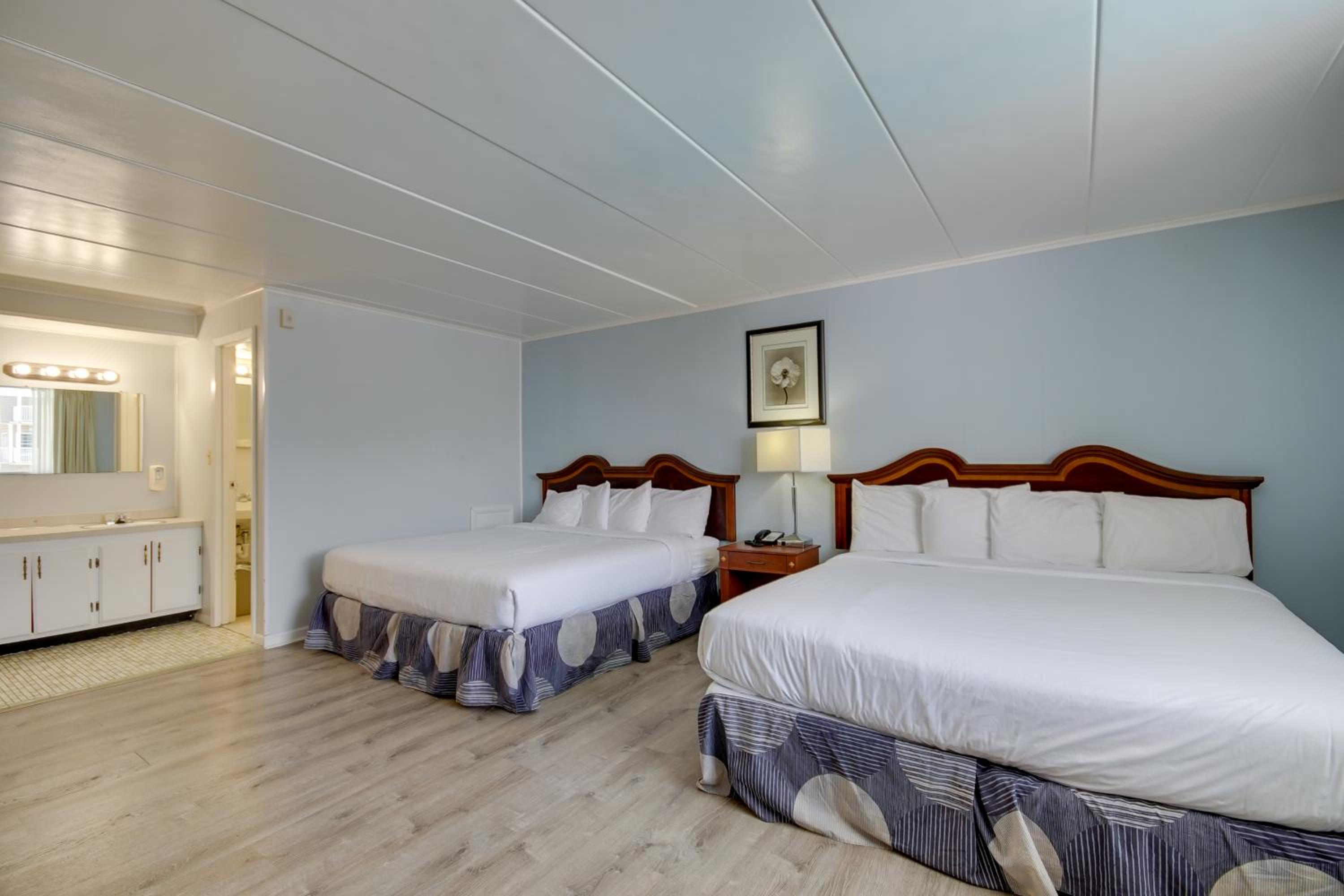 Rideau Oceanfront Motel