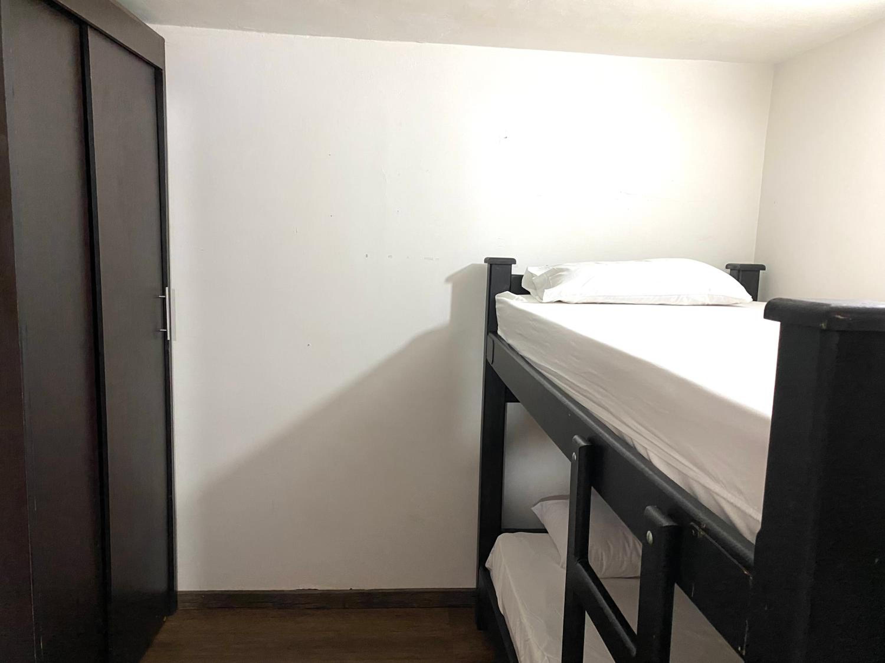 Apartamento laureles Estadio Medellín 203 balcon