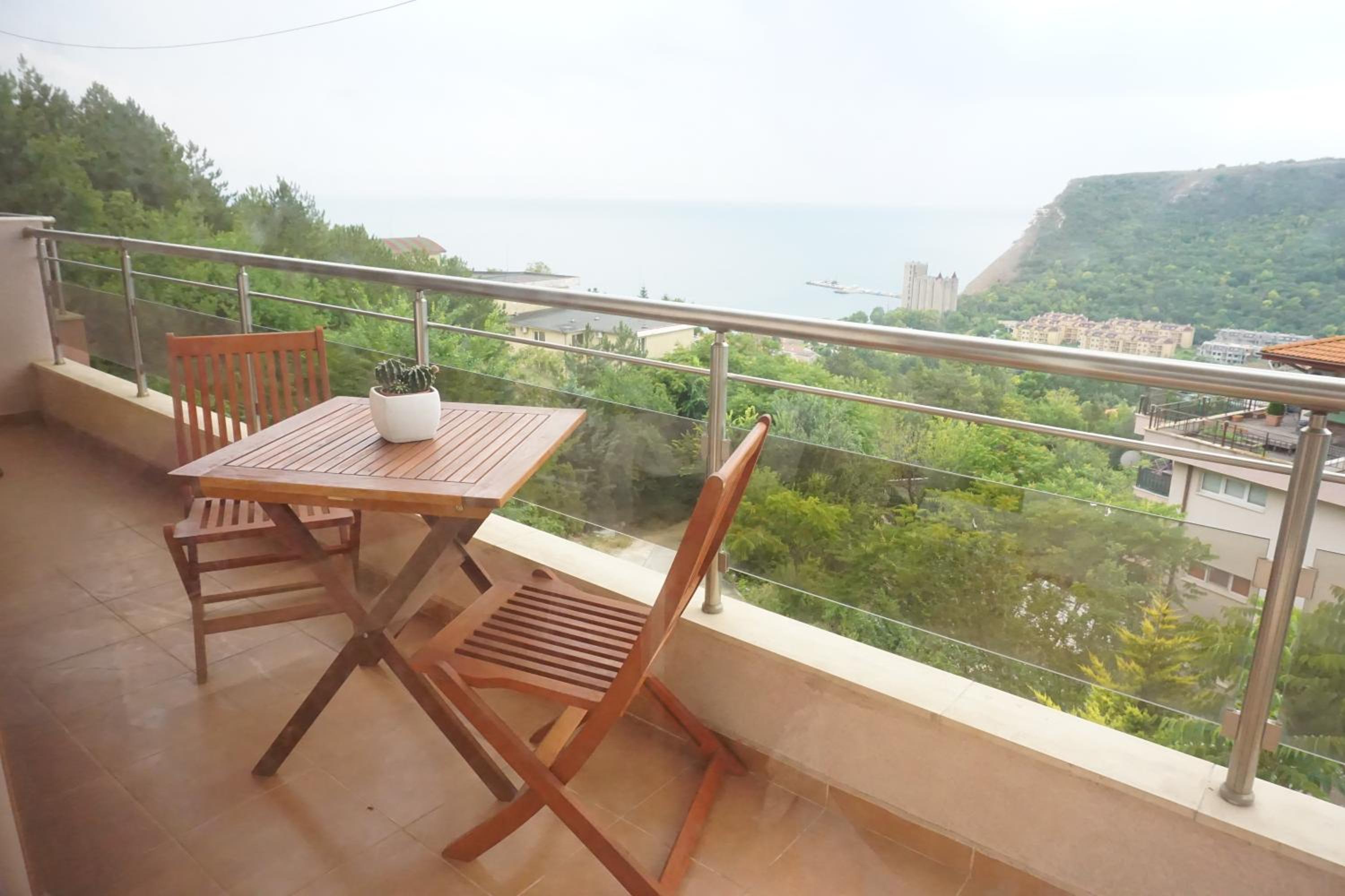 sea view Selva - peaceful family-friendly accommodation