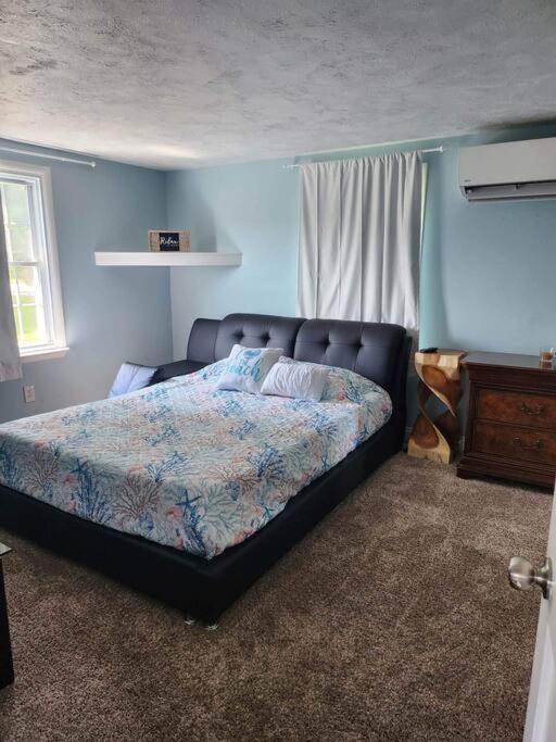 Cute family home in beautiful beach town view 4