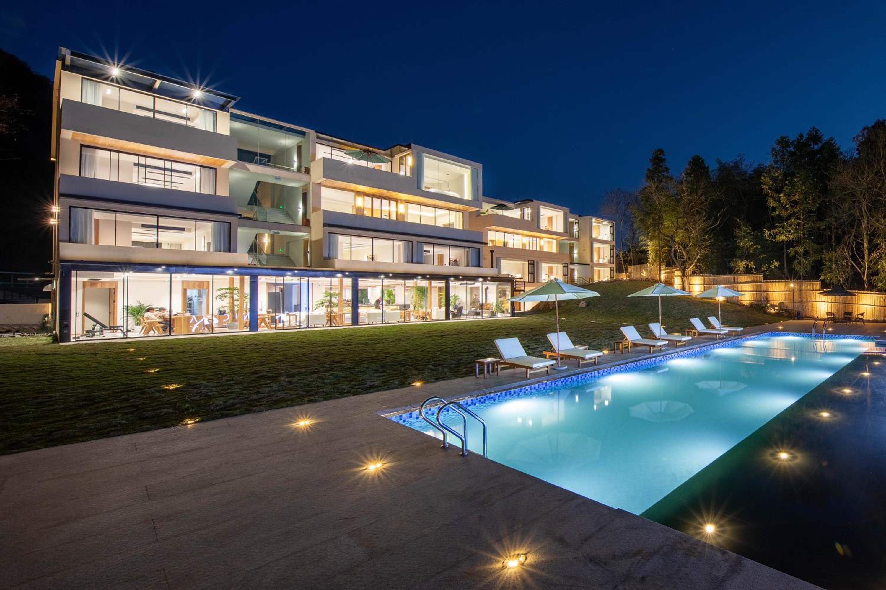 Pandora Annica Villa