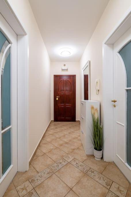 Varna Central 2bdrm Apartment