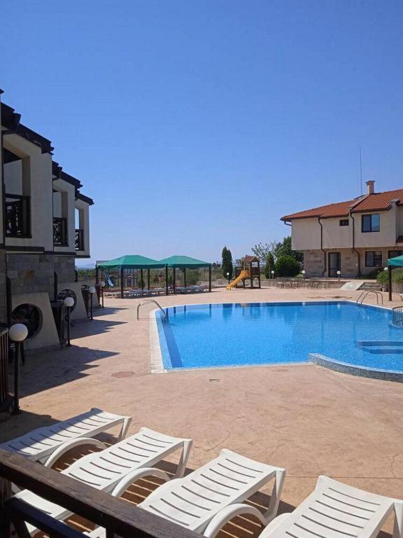 Dream Villa in Imperial Heights Villas