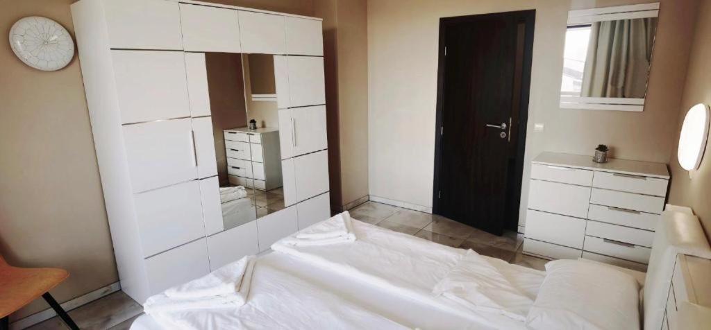 Dream Villa in Imperial Heights Villas