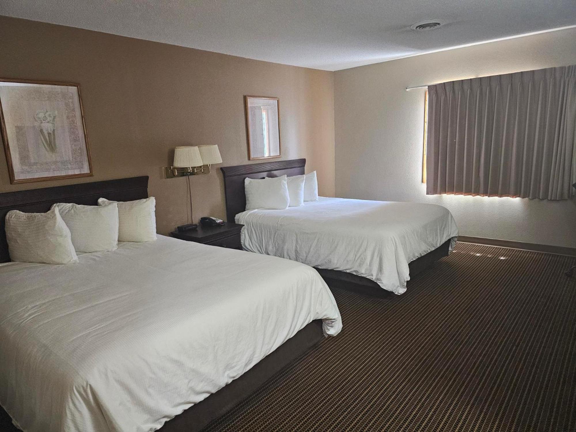 Crookston Inn & Convention Center