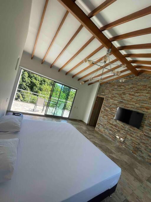 Hermosa finca en Santa Fe Antioquia con piscina