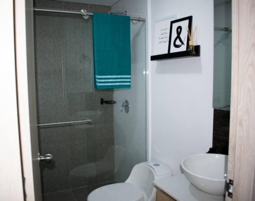 Hermoso aparta estudio