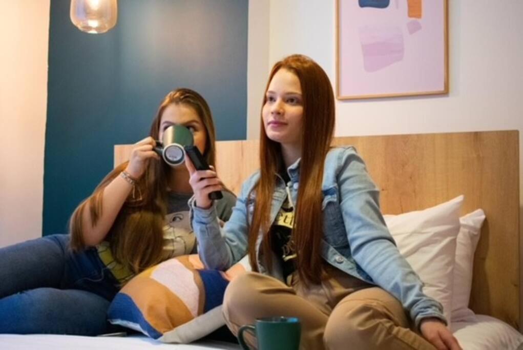 Hermoso aparta estudio