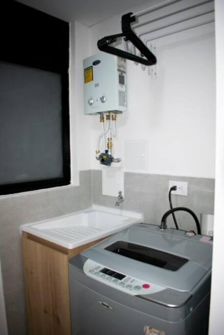 Hermoso aparta estudio