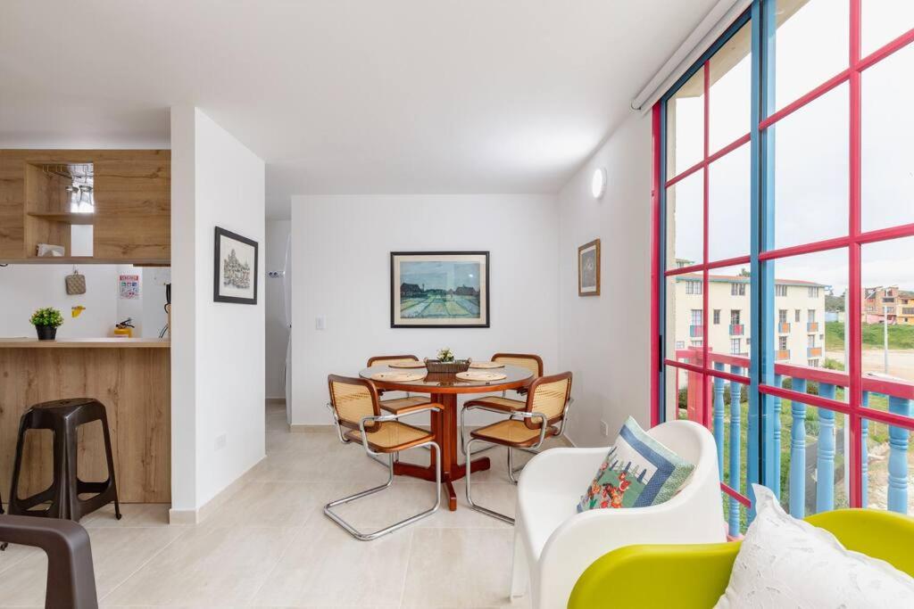 Comodo y amplio apartamento privado-201 Guatape