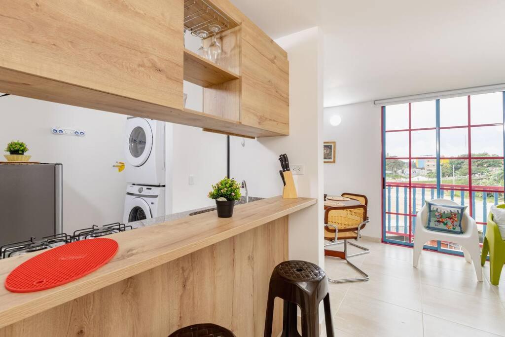 Comodo y amplio apartamento privado-201 Guatape