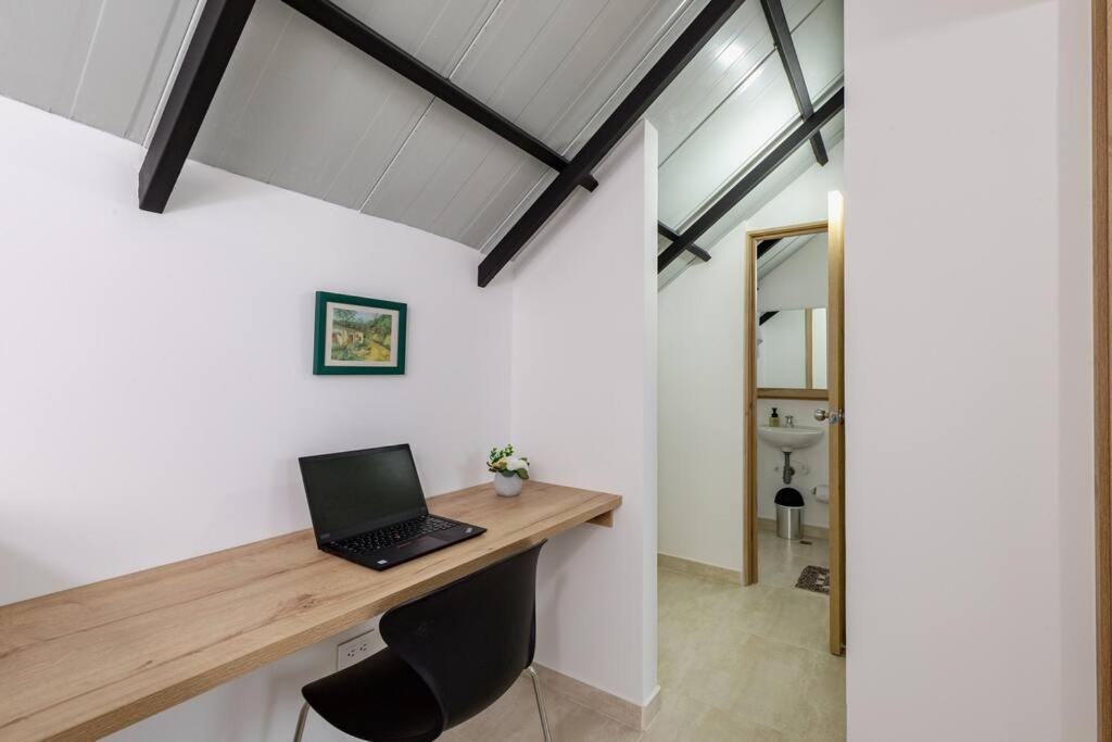 Comodo y amplio apartamento privado-201 Guatape
