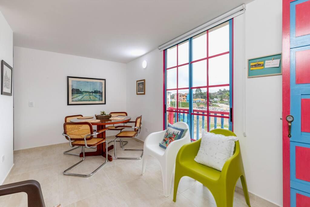 Comodo y amplio apartamento privado-201 Guatape