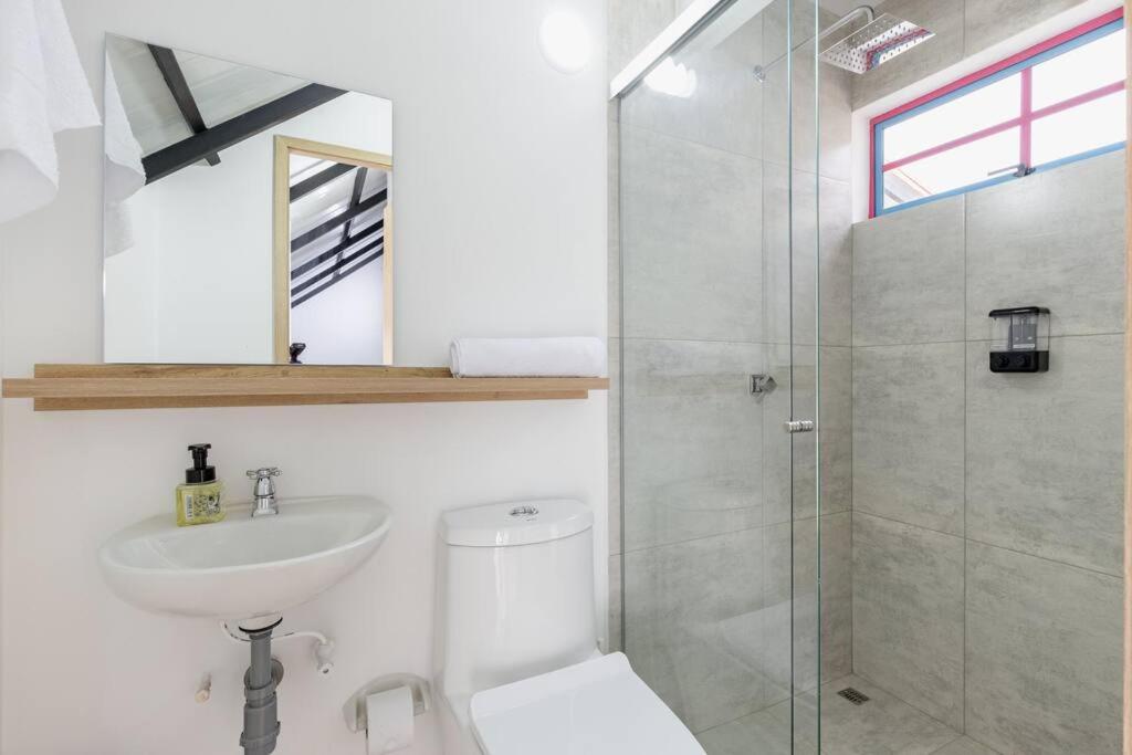 Comodo y amplio apartamento privado-201 Guatape