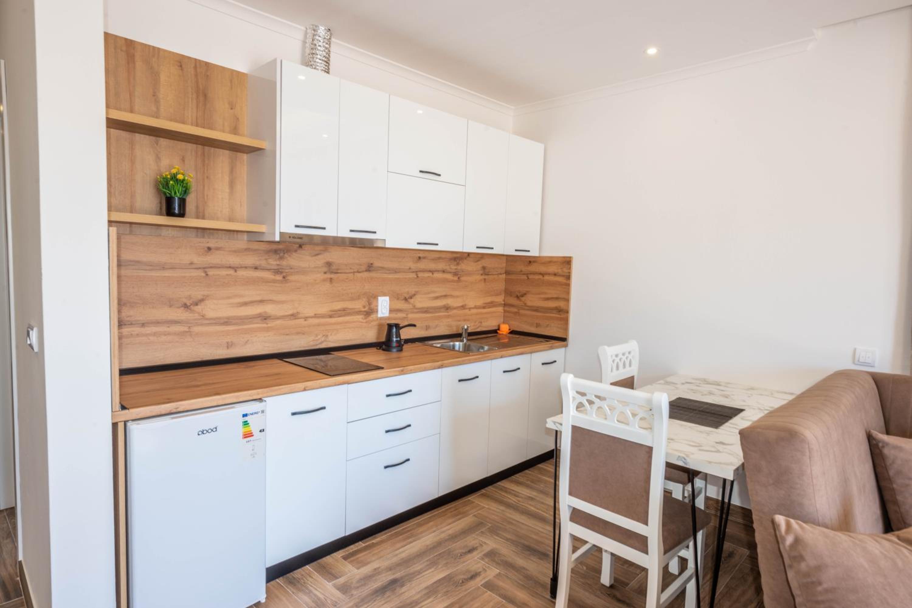 Twins Apartments