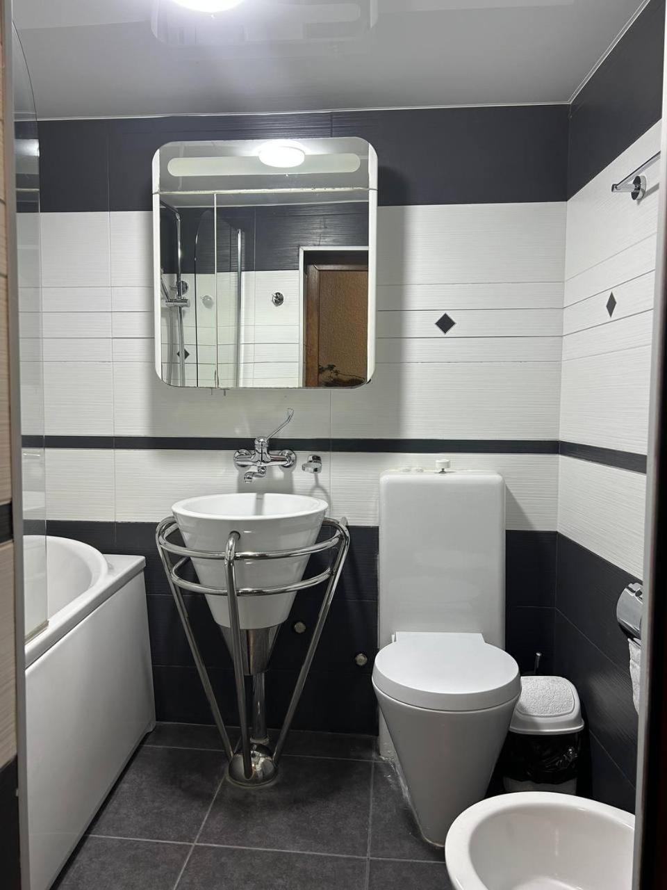 Niluxe Apartment Kutaisi