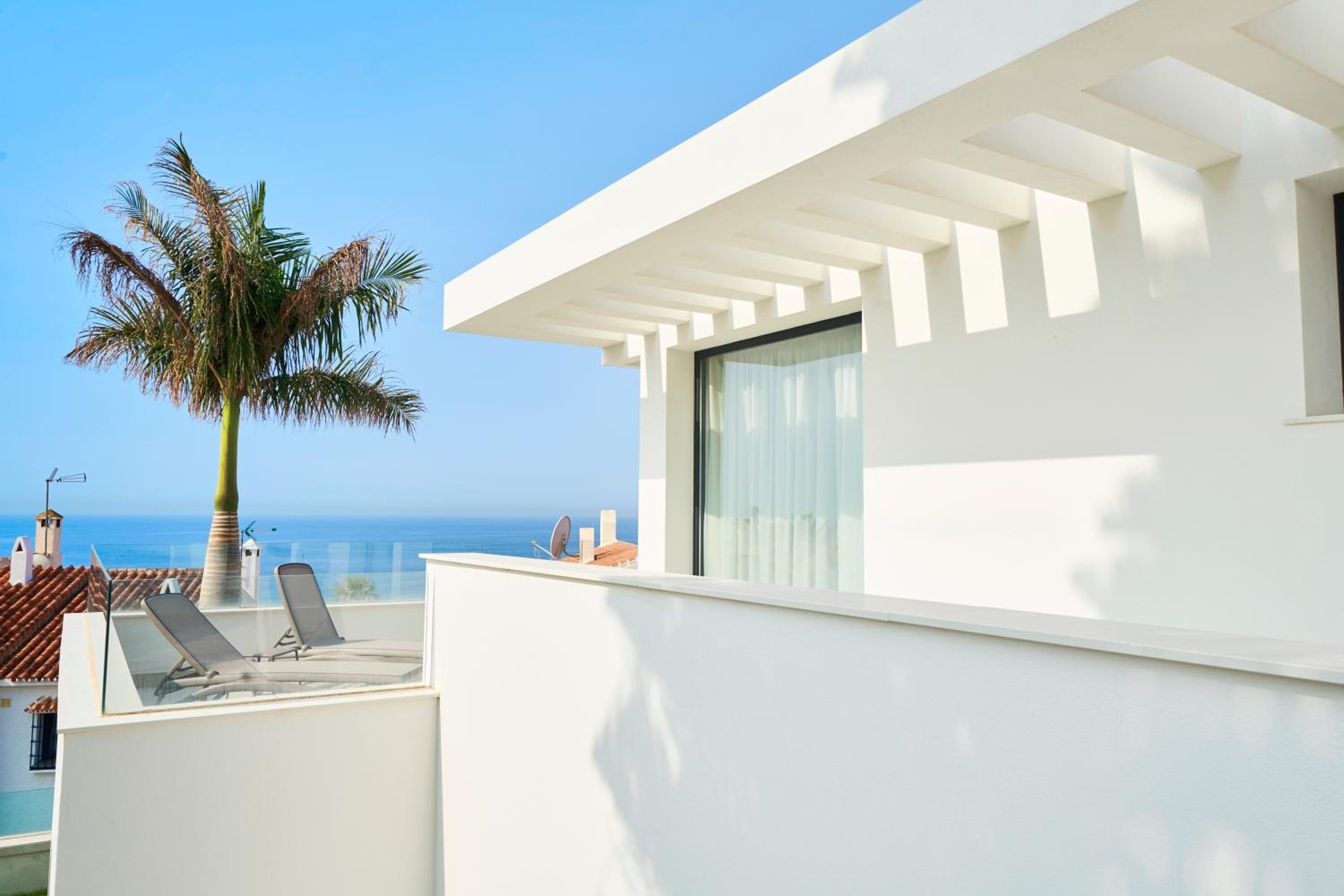 Sea Gardens Villa