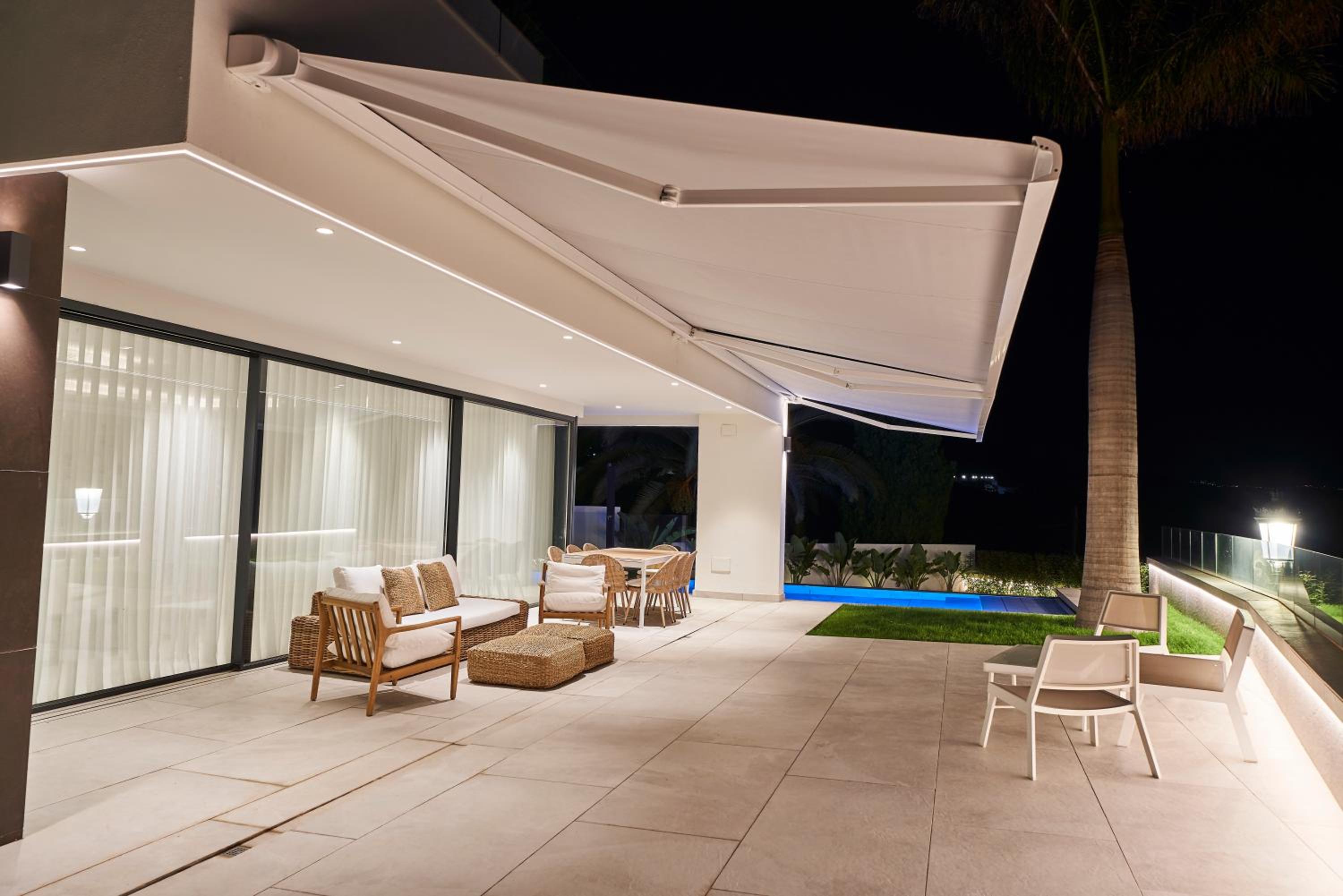 Sea Gardens Villa