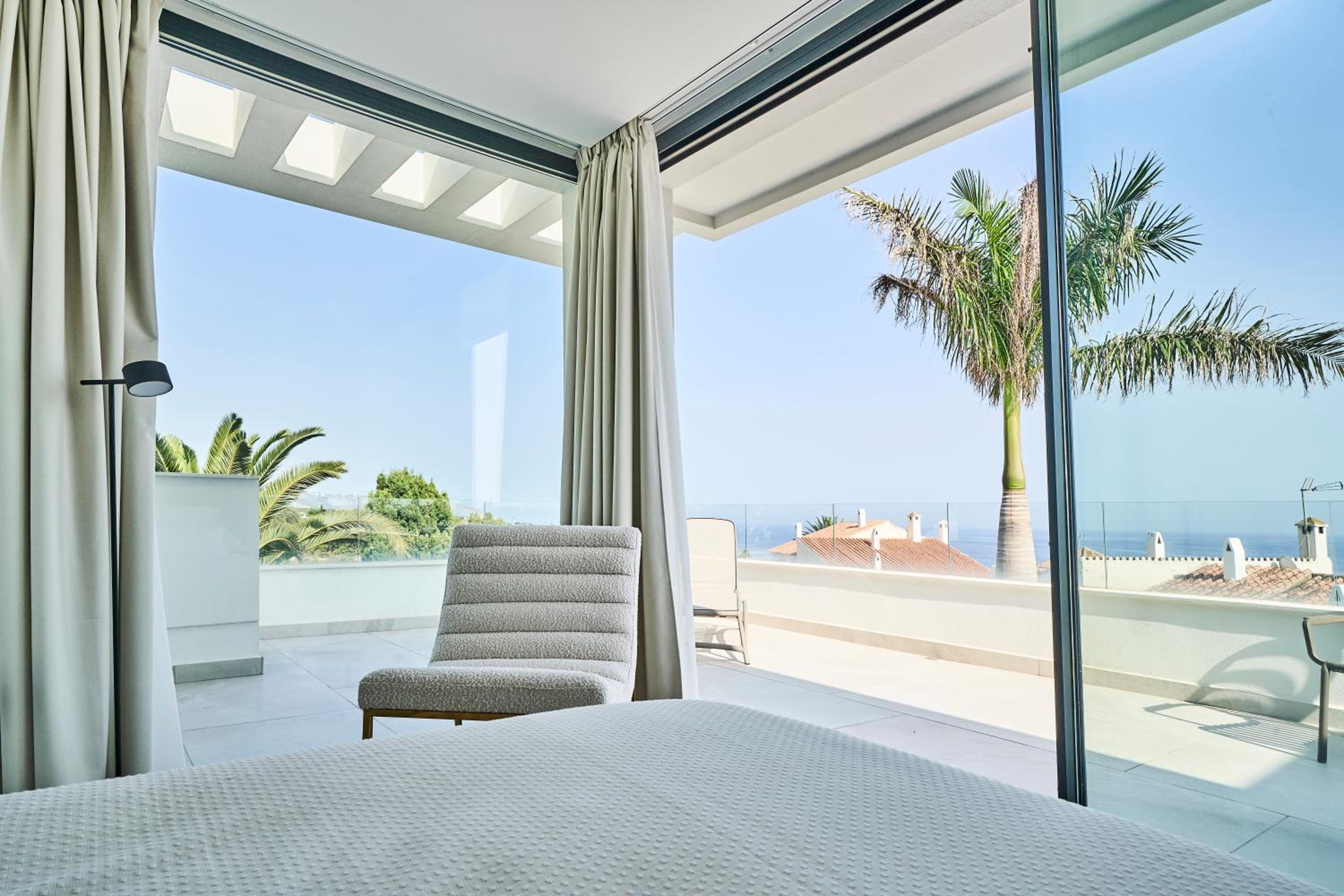 Sea Gardens Villa