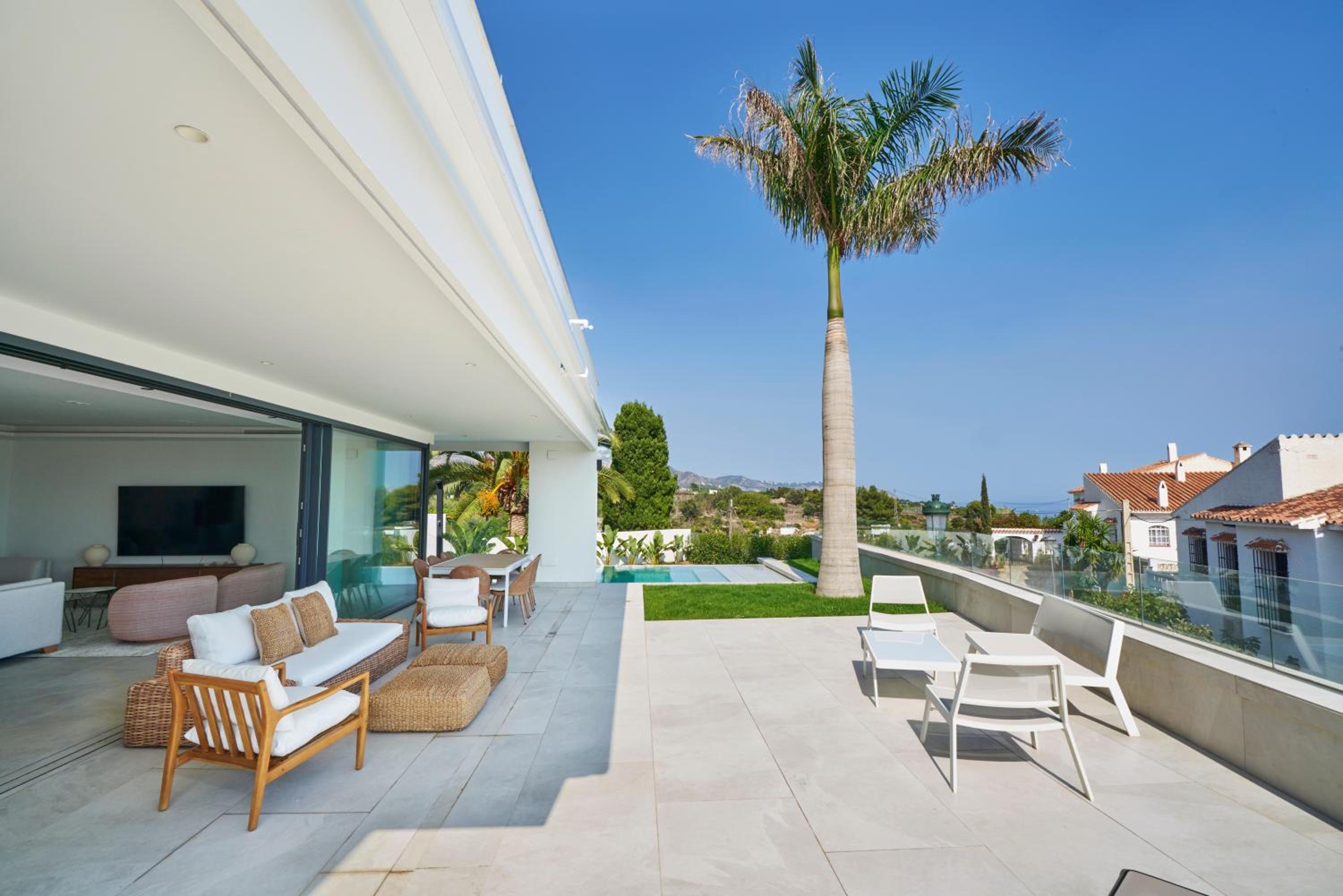 Sea Gardens Villa