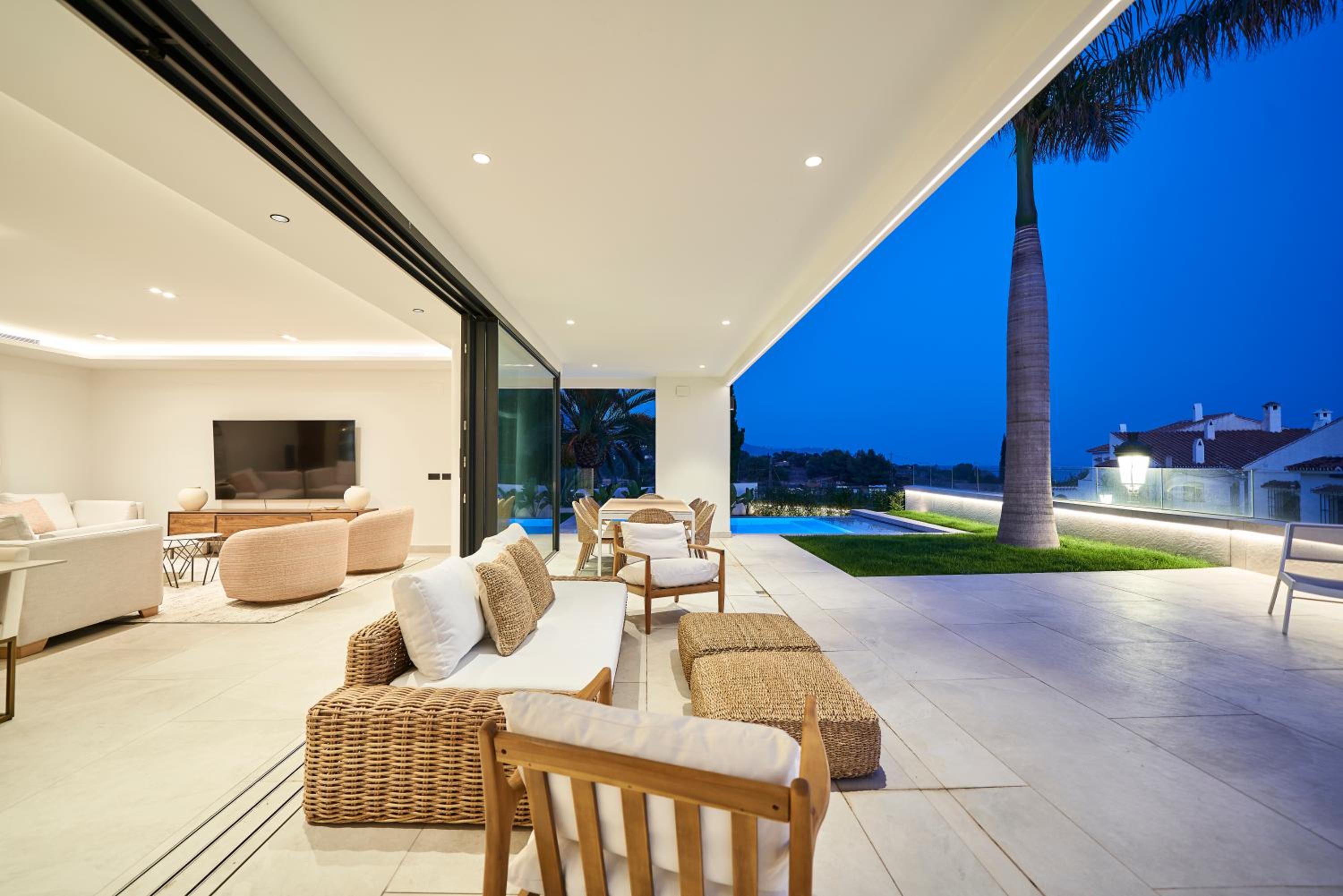 Sea Gardens Villa