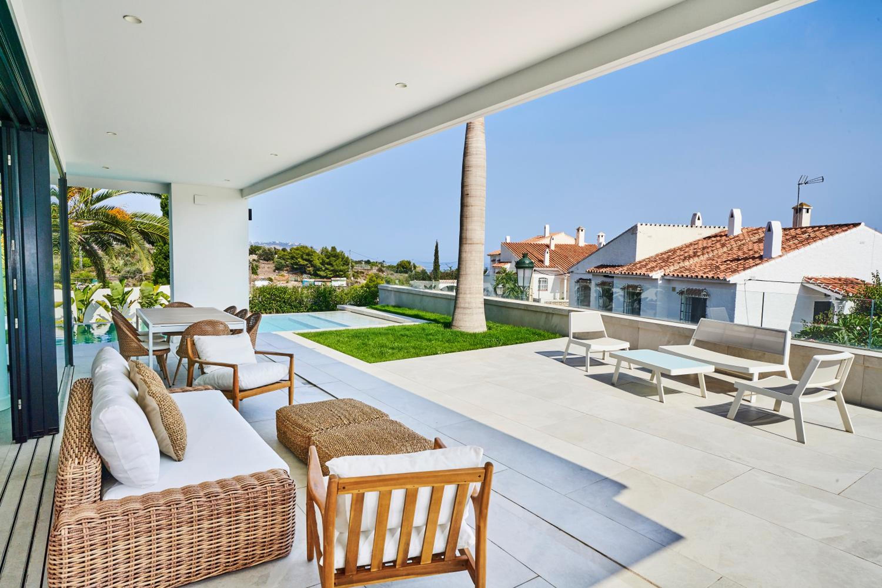 Sea Gardens Villa