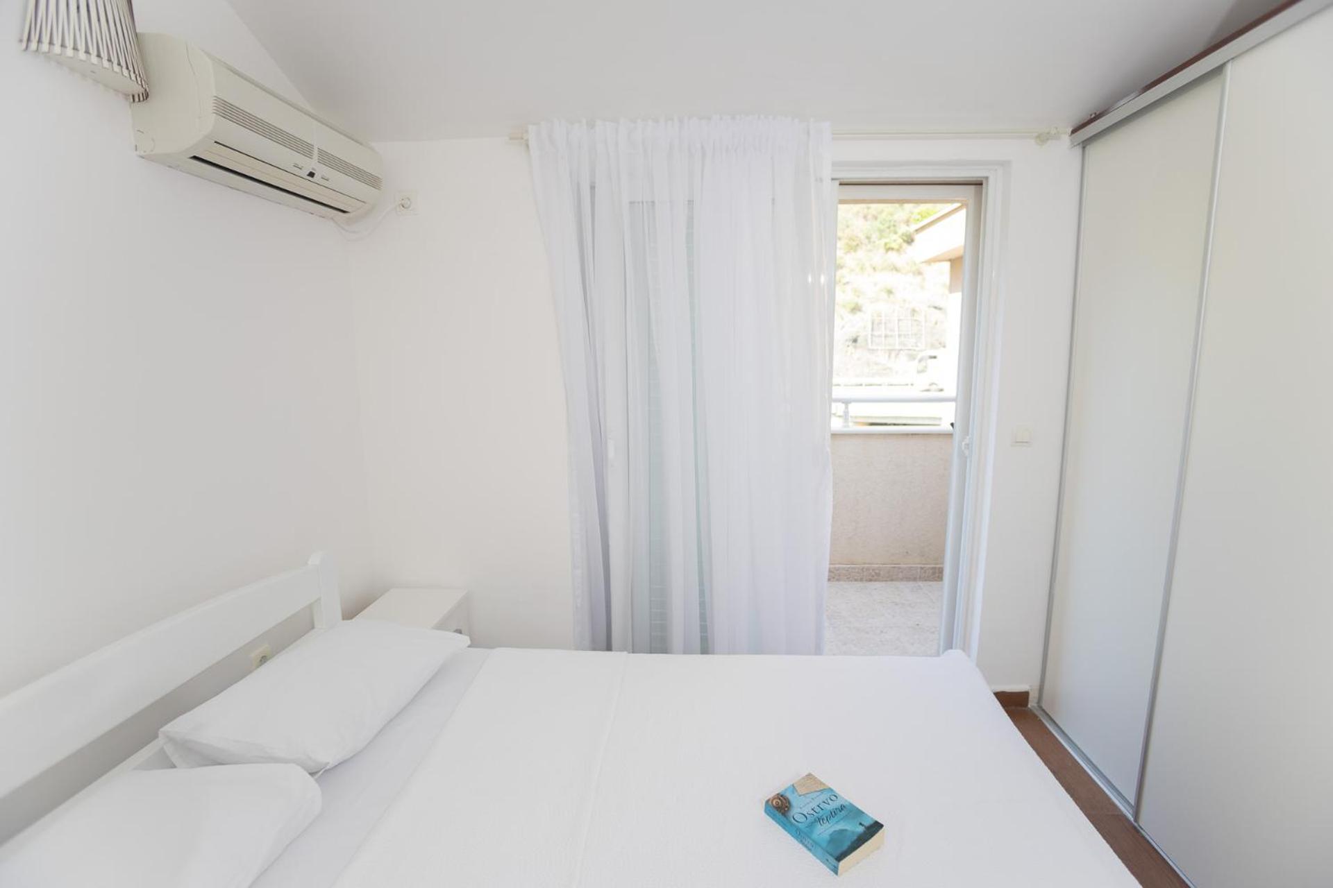 Apartment Petar