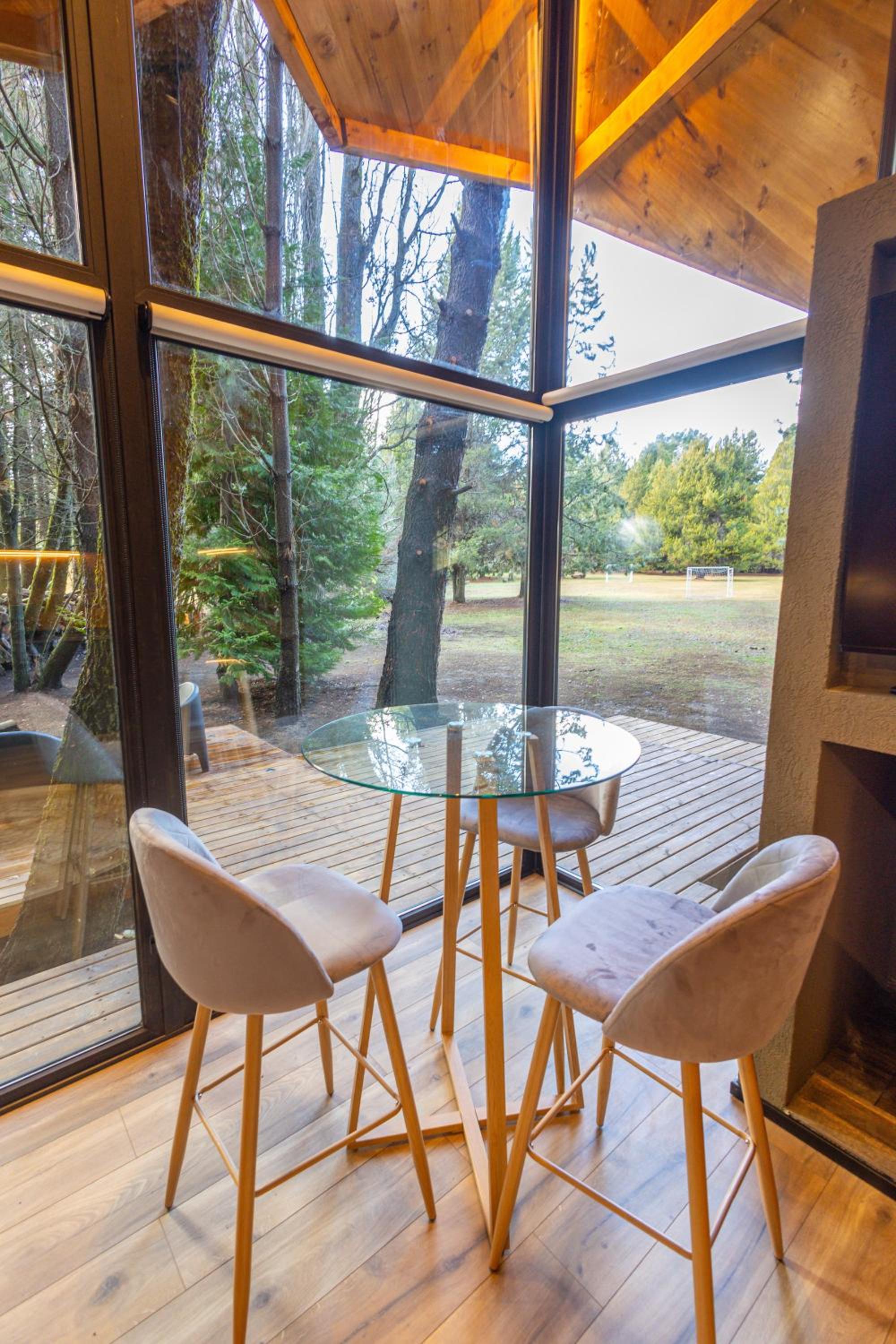 Cabañas Villa Labrador con costa de lago